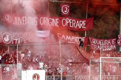 Sem bets, o futebol não acaba: talvez volte a pertencer ao povo