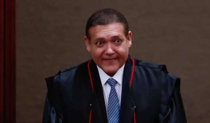 Vorcaro bancou mansão para ministro ‘KN’ no Carnaval de 2025, diz portal