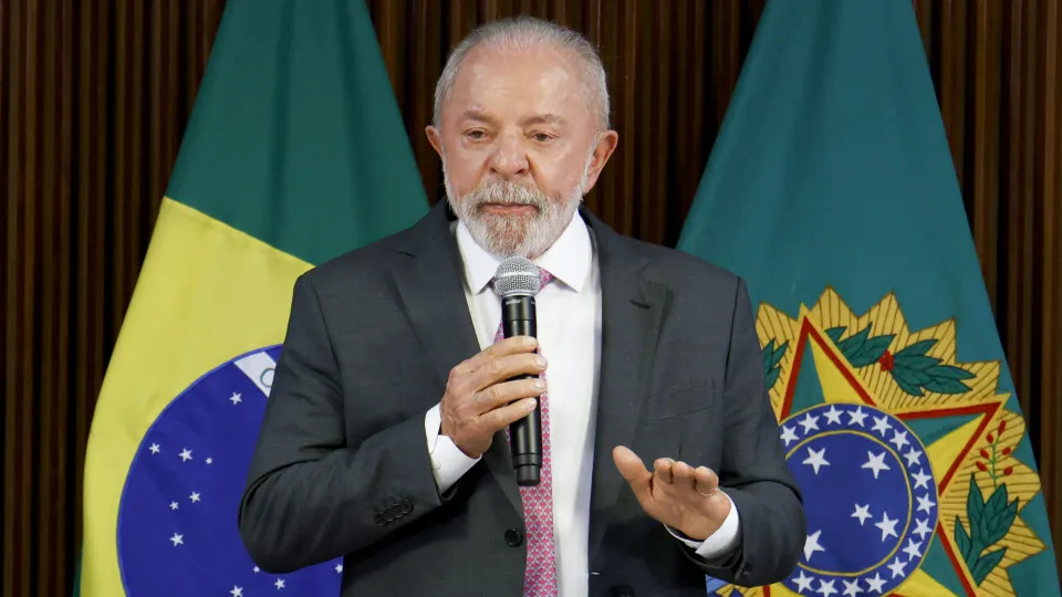 Lula reajustou Bolsa Família após reunião com mulheres e críticas a custo de vida