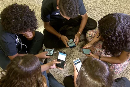Gente exausta vota menos? Pesquisa relaciona vínculos sociais, esperança e participação eleitoral