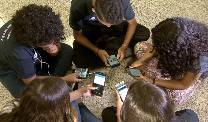 Gente exausta vota menos? Pesquisa relaciona vínculos sociais, esperança e participação eleitoral