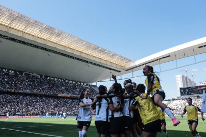 Como nasce uma torcida para o futebol feminino?