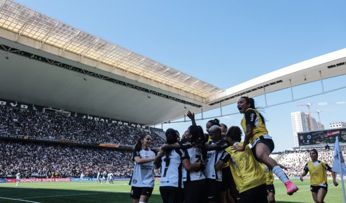 Como nasce uma torcida para o futebol feminino?