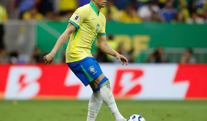 Wesley é cortado e Vanderson é convocado para amistosos da Seleção