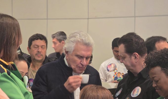 Caiado promete cortar 100% das emendas impositivas e limitar gastos do governo para reduzir juros