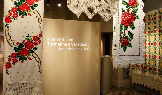 Museu do Folclore recebe bordados do Vale do Jequitinhonha