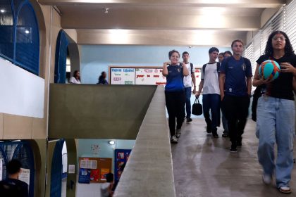 Pé-de-Meia começa a pagar sexta parcela a estudantes nesta segunda