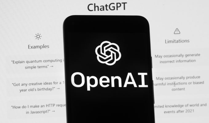 OpenAI pede que EUA liderem criação de padrões globais para inteligência artificial