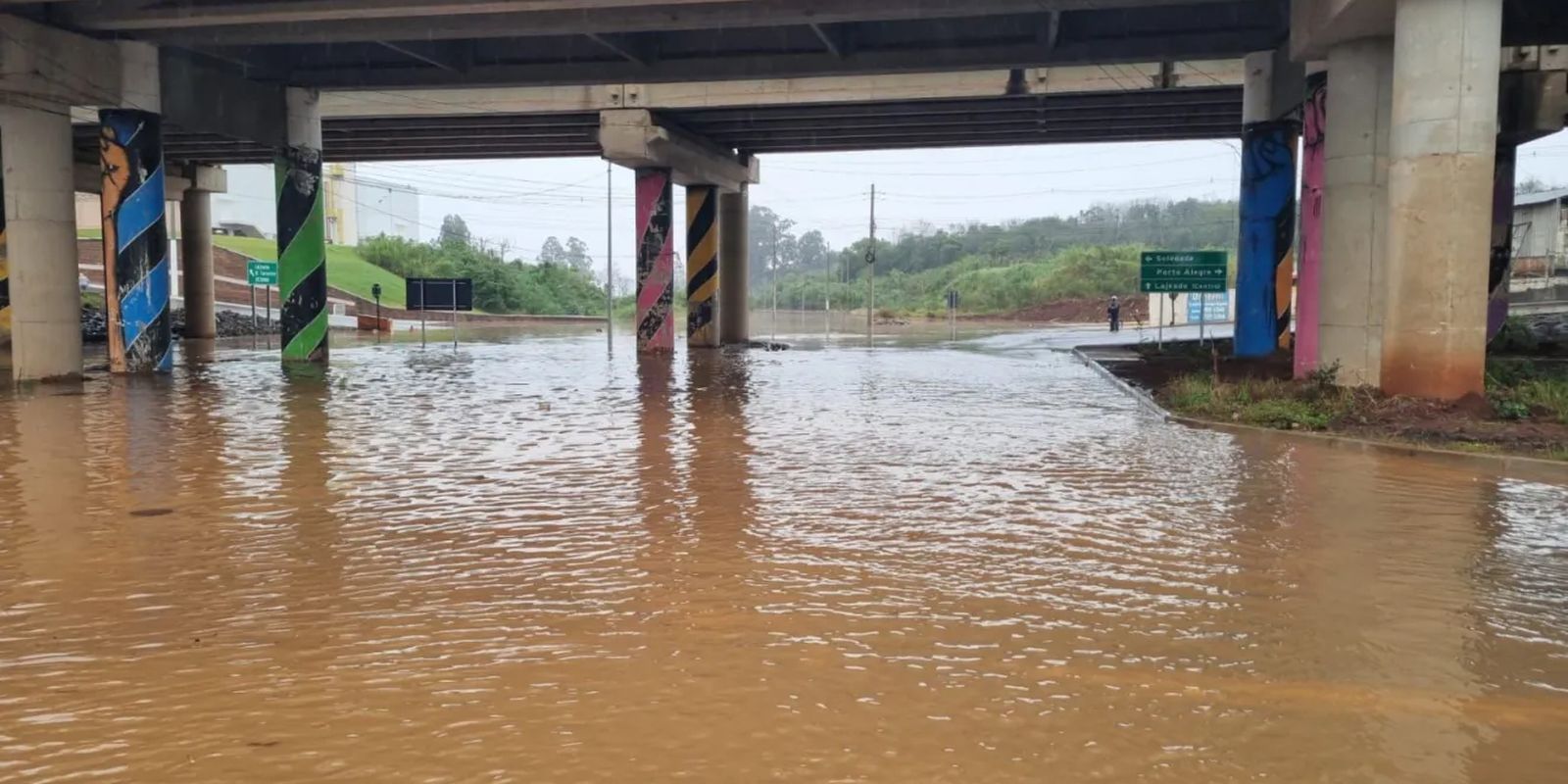 Defesa Civil alerta para risco muito alto de inundação do Taquari