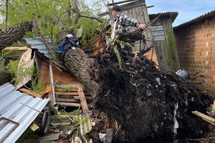 Sobe para quatro o número de mortos em decorrência dos temporais no RS