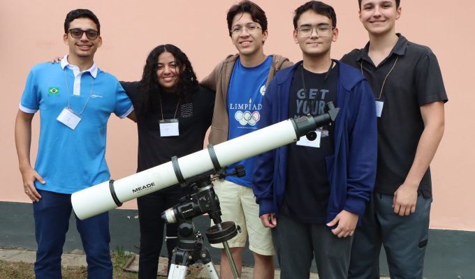 Olimpíada de Astronomia no Vietnã tem cinco estudantes brasileiros