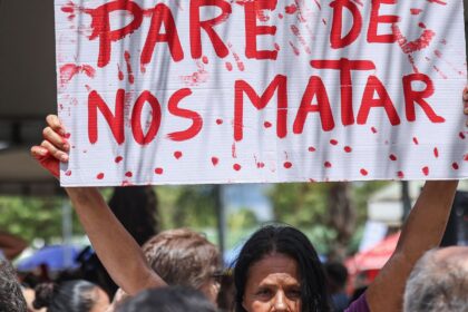 Entidades denunciam agressões às mulheres que disputam cargos