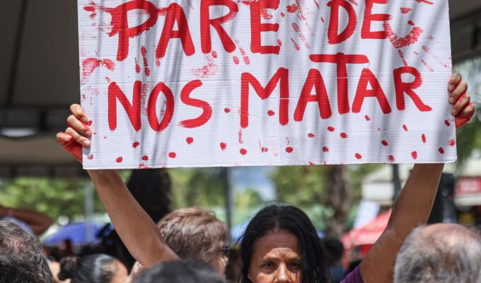 Entidades denunciam agressões às mulheres que disputam cargos