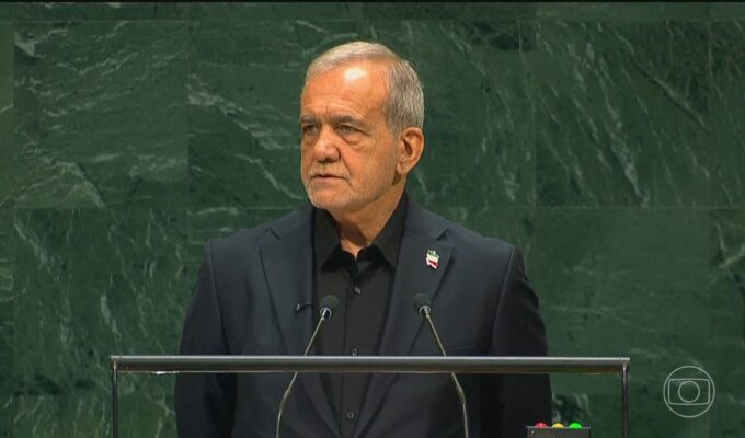 Na Assembleia Geral da ONU, presidente do Irã responde às ameaças de Trump: ‘Jamais aceitaremos a linguagem da força’