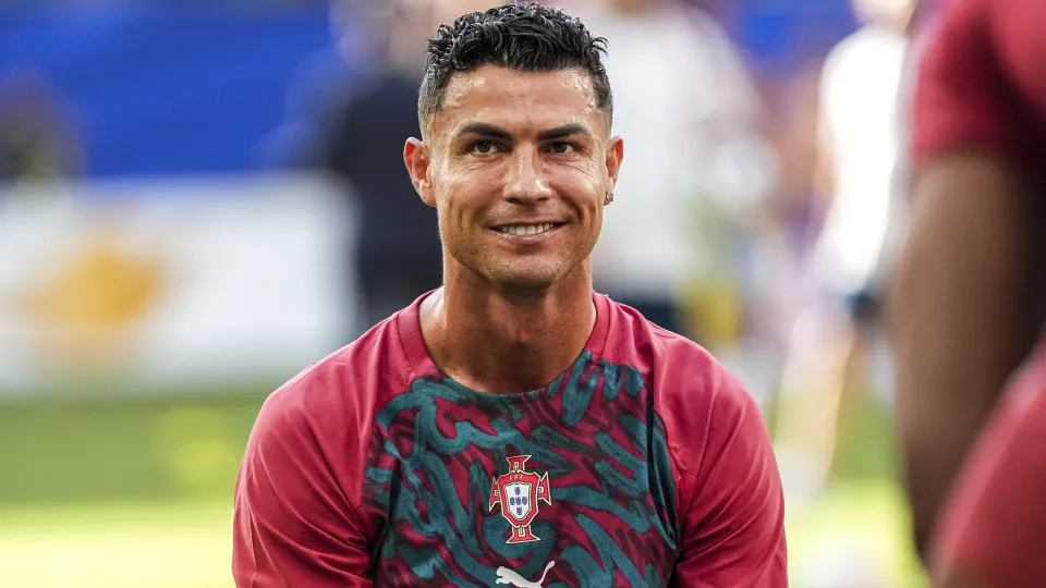 Cristiano Ronaldo é comparado a boxeador e futuro na seleção vira debate