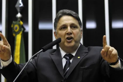TSE libera provisoriamente campanha de Garotinho ao governo do Rio de Janeiro