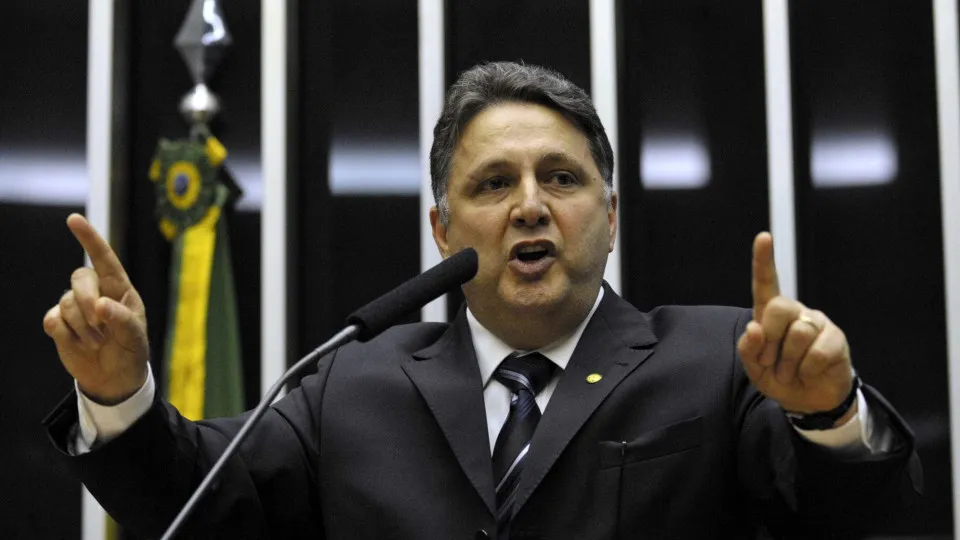 TSE libera provisoriamente campanha de Garotinho ao governo do Rio de Janeiro