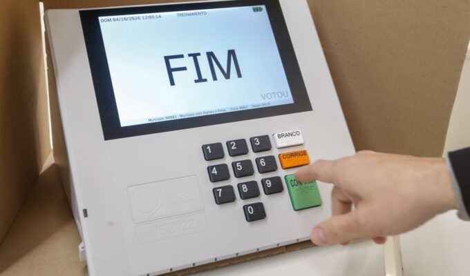 Voto em candidato irregular pode ser anulado, mesmo com nome na urna