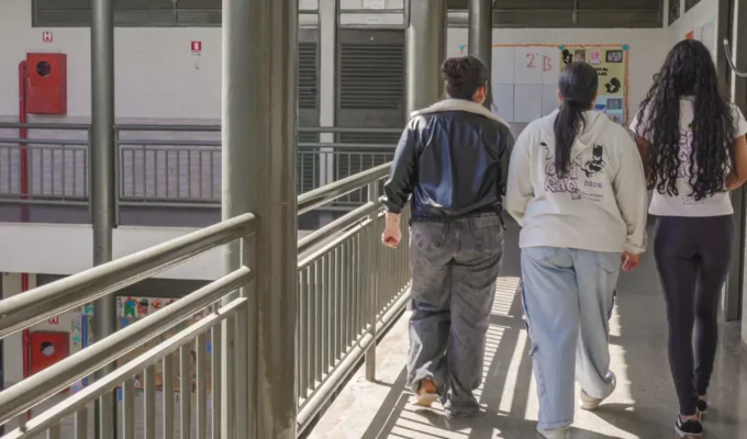 Fies 2026/2: instituições de ensino podem ofertar vagas remanescentes