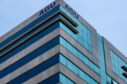 AGU aciona PF para apurar suposto repasse de Trump a ações contra STF