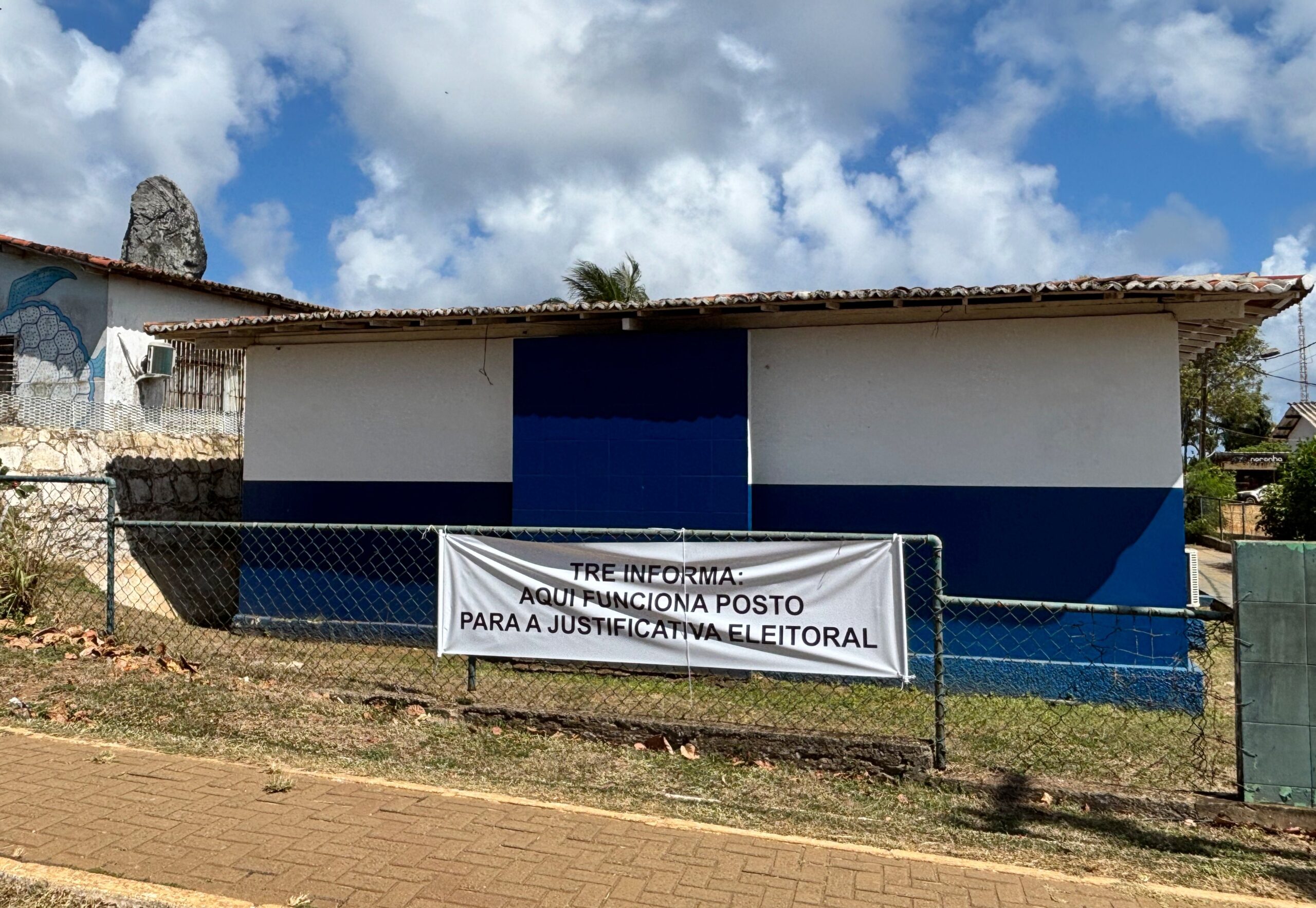 Turistas e trabalhadores podem justificar voto em Fernando de Noronha