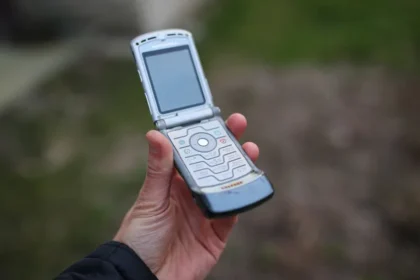Os 8 celulares com os designs mais icônicos (e que deixaram saudades)
