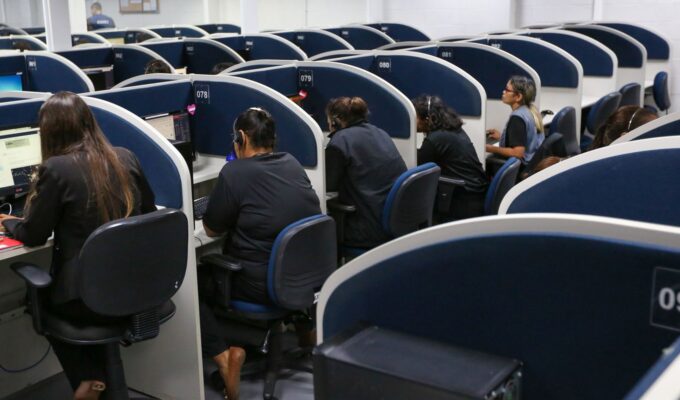 Ligue 180 tem 1,5 mil denúncias de violência política contra mulher