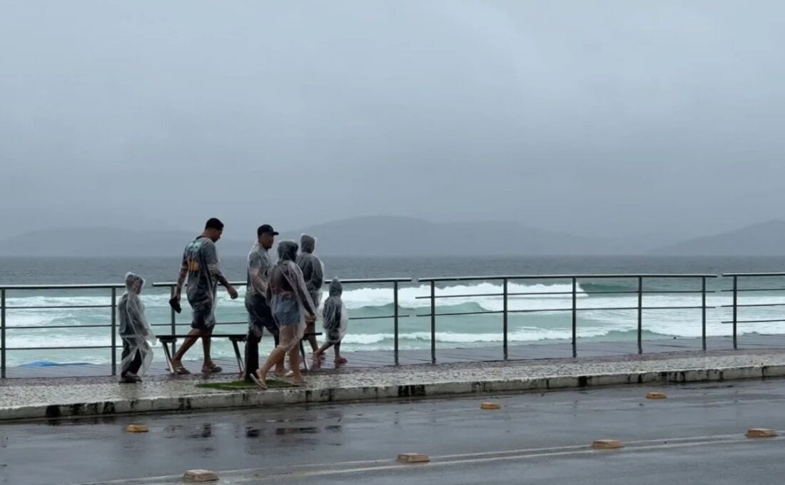 Setembro tem o maior volume de chuva dos últimos 30 anos em Cabo Frio