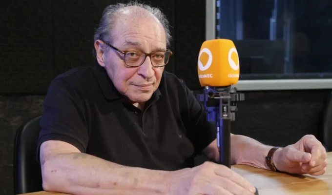 Rádio MEC estreia série Eu Gosto de Música, apresentada por Ruy Castro