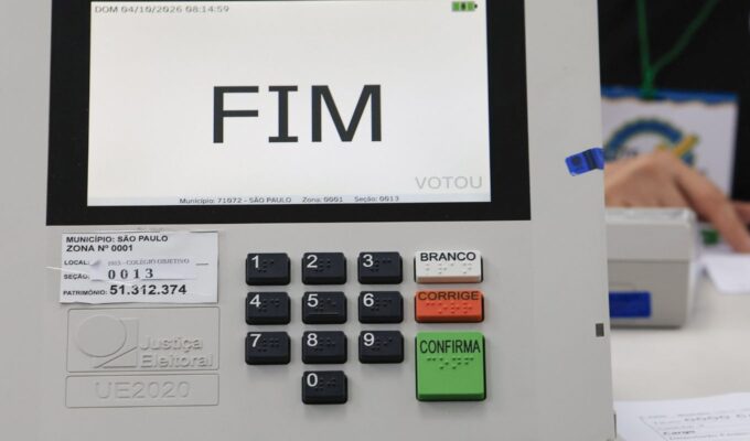 TSE registra 421 urnas substituídas nas primeiras 2 horas de votação