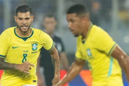 Brasil vence a Índia em ritmo de treino e com falhas do goleiro