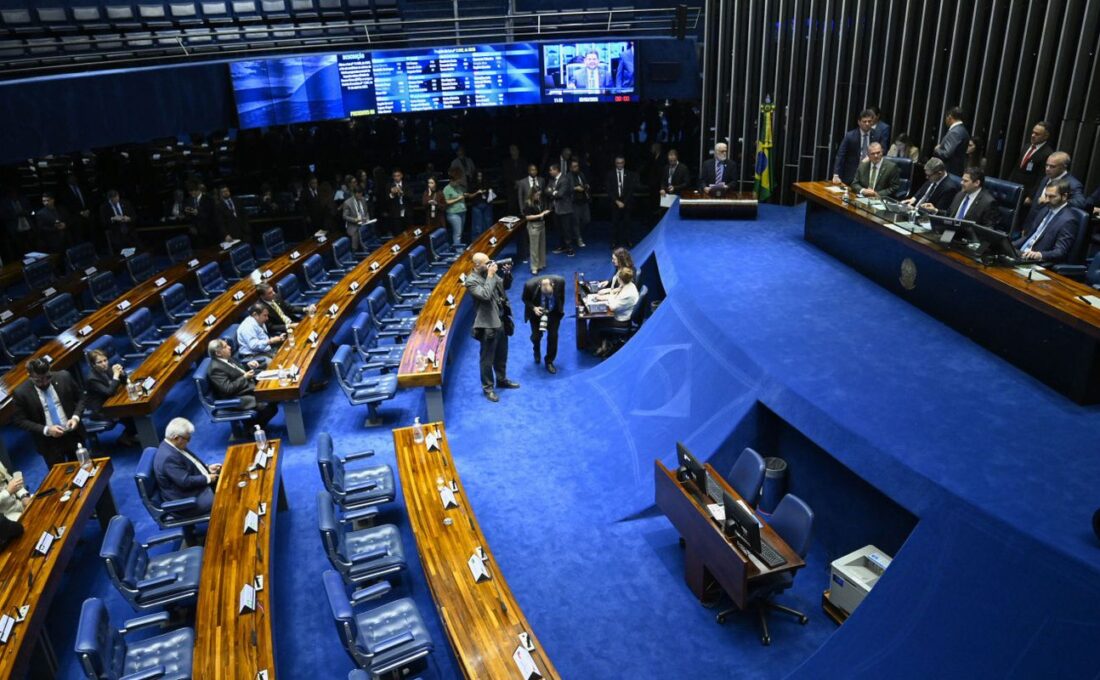 Veja quem são os novos senadores e como fica a composição do Senado