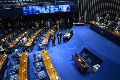Veja quem são os novos senadores e como fica a composição do Senado