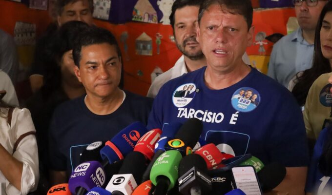 Reeleito em SP, Tarcísio promete mais entregas para o próximo mandato