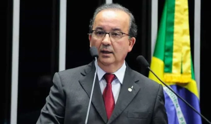 Jorginho Mello (PL) é reeleito governador de SC