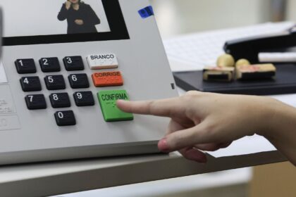 Eleitor que faltou ao primeiro turno pode votar no segundo