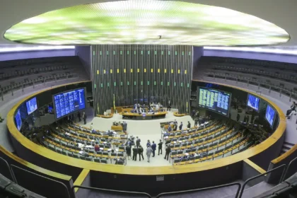 PL, PSD, PT e Republicanos têm 15 governadores eleitos