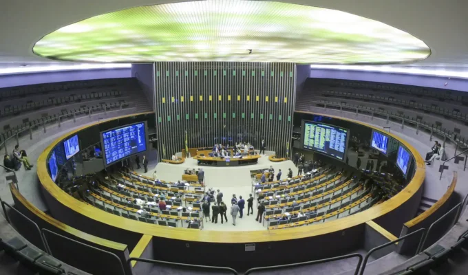 PL, PSD, PT e Republicanos têm 15 governadores eleitos