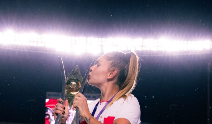 Campeã do Brasileirão, Carol Gil é convocada para amistosos da seleção