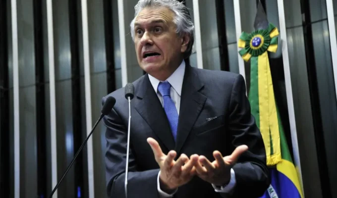 Após o chamar de mentiroso, Caiado decide apoiar Flávio no 2º turno