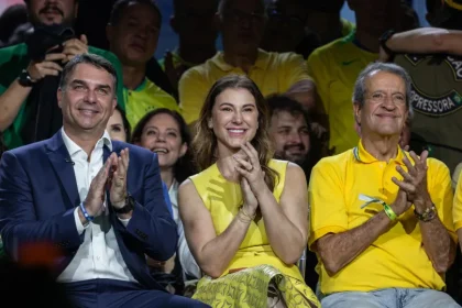 Presidente do partido de Flávio admite plano de golpe de estado: ‘E daí?’