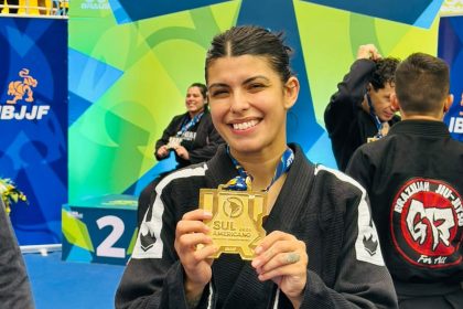 Lutadora que dá aula de defesa pessoal para mulheres vence Sul-Americano de jiu-jítsu: ‘Luta não é só aqui’