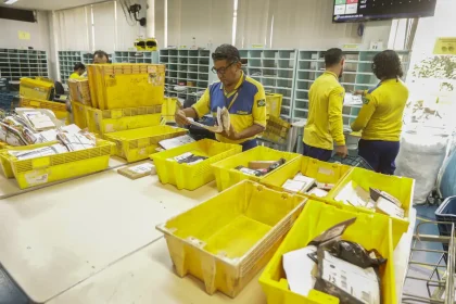 AliExpress e Correios firmam acordo para acelerar entregas no Brasil