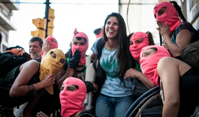 Encontro Plurinacional na Argentina terá jornada feminista sobre inteligência artificial, soberania digital e violência nas redes