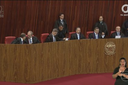 TSE anula votos dados a Garotinho na eleição para governador do Rio