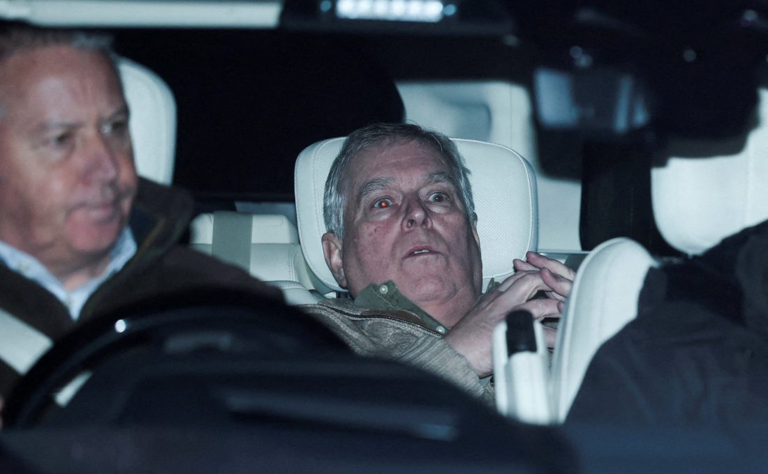 Polícia britânica fez buscas ilegais em casas do ex-príncipe Andrew sobre envolvimento no caso Epstein