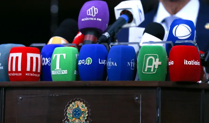 Eleições: jornalistas sofreram mais de 14 mil ataques em redes sociais