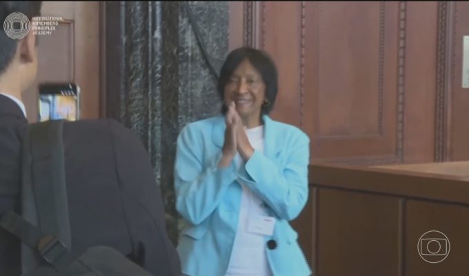 Advogada sul-africana Navi Pillay ganha Nobel da Paz por promover a justiça e os direitos humanos