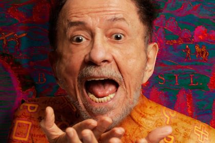 Tom Zé chega hoje aos 90 anos como o tropicalista desgarrado e inquieto que sempre confunde para explicar