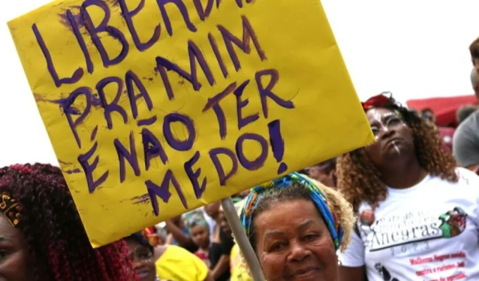 Mulheres candidatas são quase 60% das vítimas de violência política no 1º turno, mais de um terço das candidaturas
